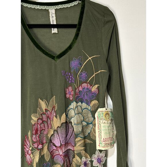Aratta Green Floral Long Sleeve Top Size Sm/Med NWOT Embroidery Velvet Accents - Picture 4 of 12